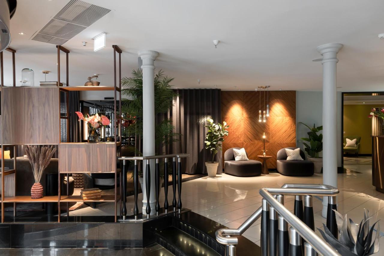 Elite Esplanade 4*